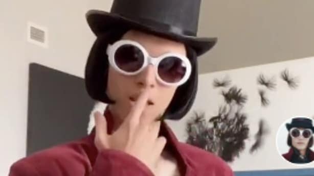 Los usuarios de TikTok se emocionan por el cosplay de Willy Wonka de Johnny Depp