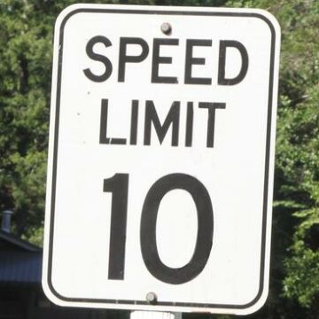 Los límites de velocidad de Sydney podrían reducirse a 40 km / ho 10 km / h bajo nuevos cambios