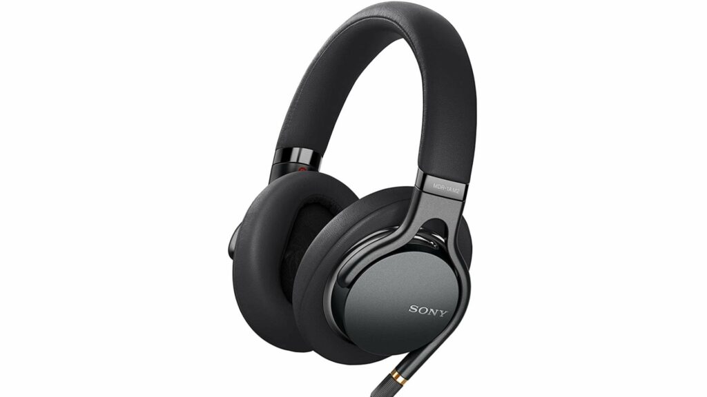 Los auriculares Sony MDR-1AM2 bajan a solo 119 euros (-46%)