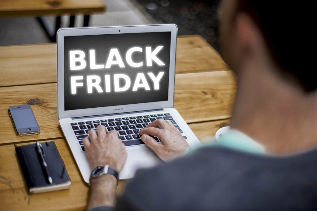 El Black Friday se pospondrá hasta el 4 de diciembre |  Diario del friki