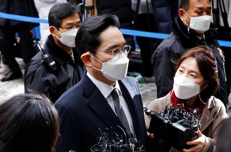 Audiencia de juicio pospuesta porque Lee, heredero de Samsung, tiene fiebre después de la cirugía: medios