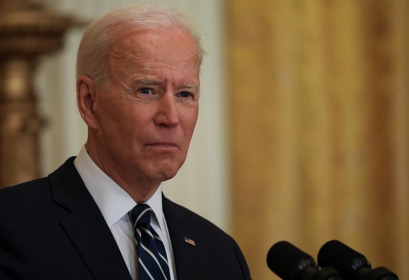 Biden dice que es poco probable que las tropas estadounidenses todavía estén en Afganistán el próximo año