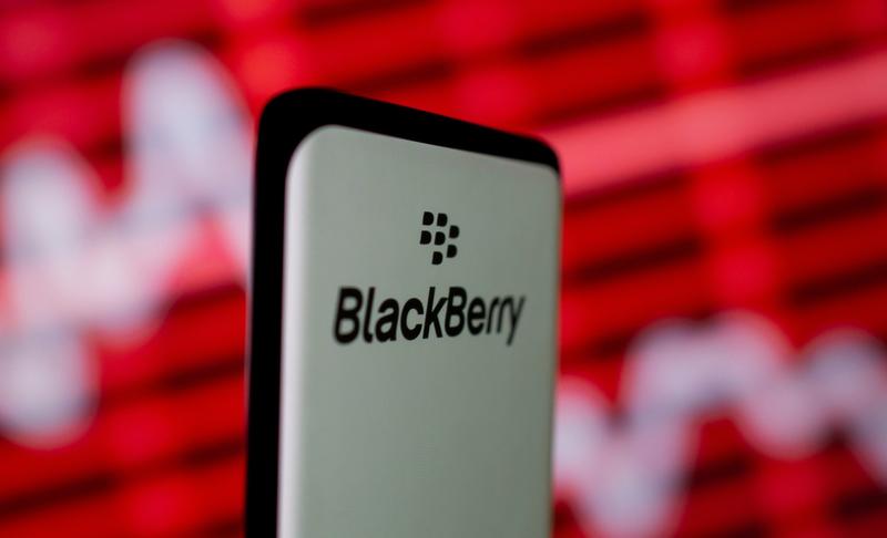 BlackBerry pierde las estimaciones de ingresos trimestrales debido a la caída de la demanda de software