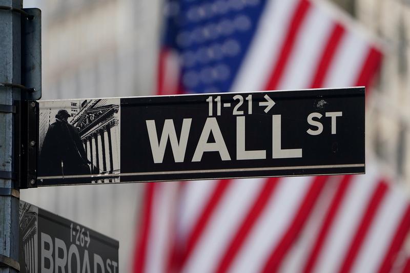 Las acciones se recuperan en el rally de última hora en Wall Street