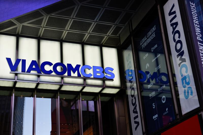 ViacomCBS y Discovery caen un 27%, liderando la venta masiva de acciones de medios