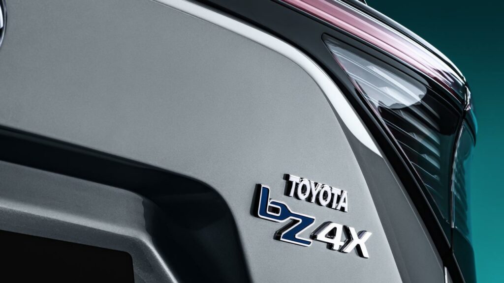 El SUV eléctrico Toyota bZ4X para su lanzamiento en Australia