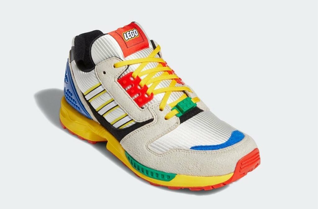 Adidas y Lego lanzan un par de zapatillas coloridas