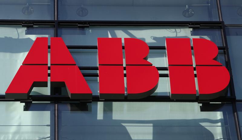 ABB eleva su pronóstico para 2021 a medida que los clientes reconstruyen inventarios