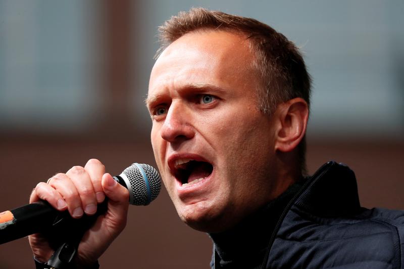 Aliados del crítico del Kremlin encarcelado Navalny dicen que perdió 8 kg debido a la falta de sueño