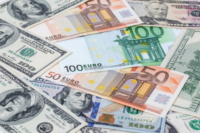 EUR / USD: ¡Euro a 35 pips desde $ 1.21!