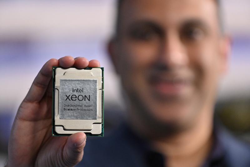 Intel apunta a la ventaja de la cadena de suministro con un nuevo chip de centro de datos