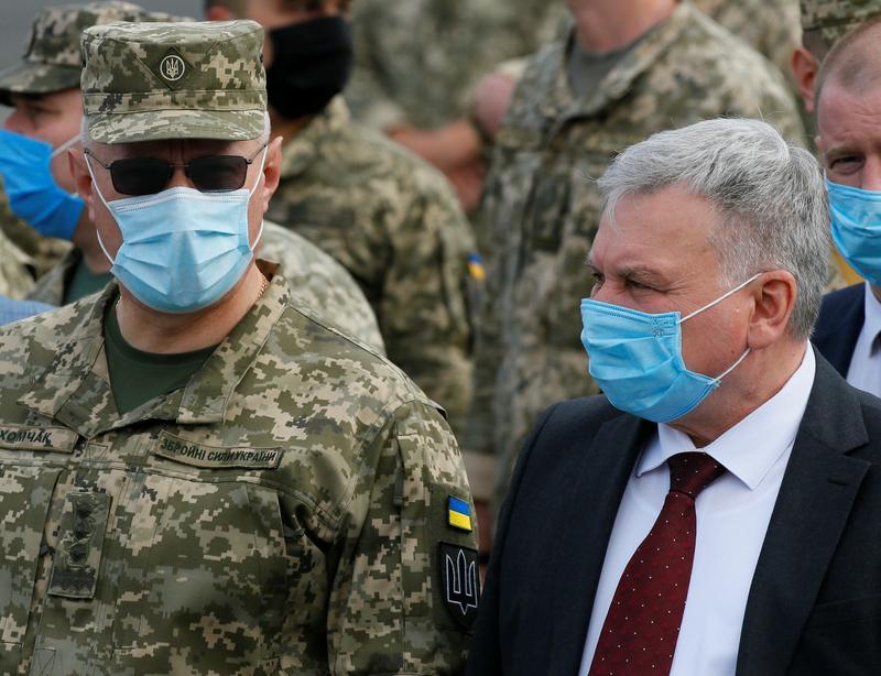 Mientras la OTAN se reúne, Ucrania dice que Rusia podría almacenar armas nucleares en Crimea