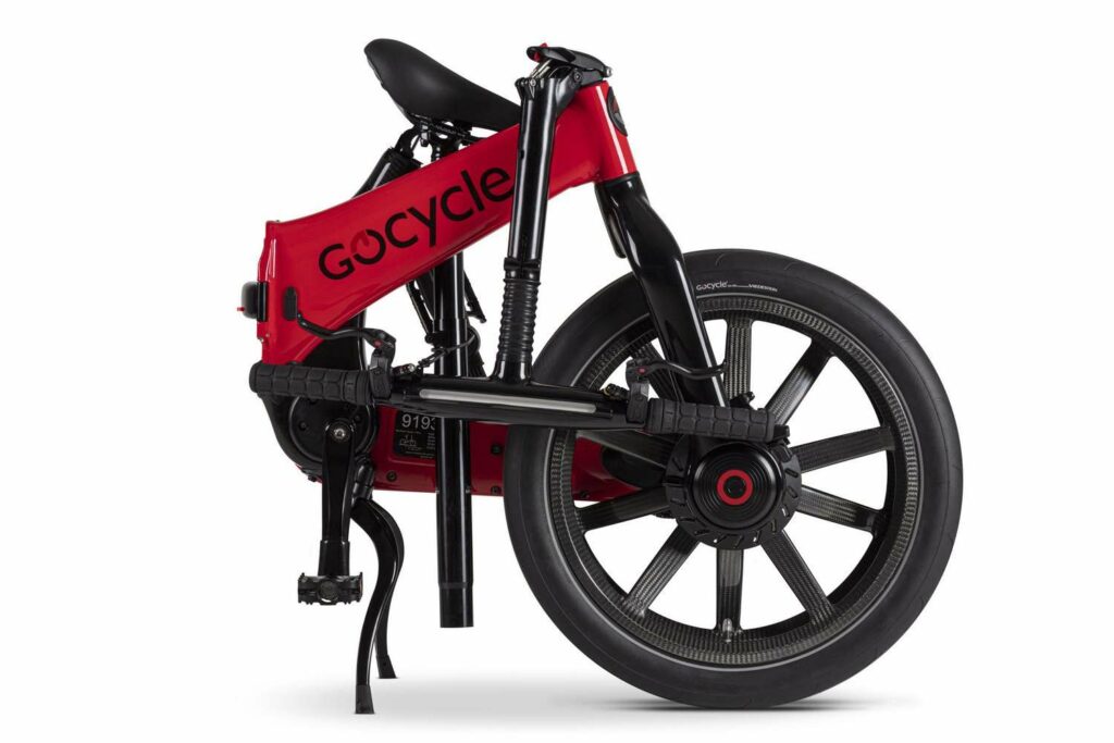 Le nouveau Gocycle G4i+ bénéficie d’une suspension intégrée au tube de direction. © Gocyle