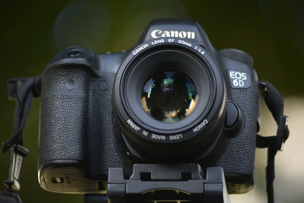 Canon EOS: una utilidad para usar tu cámara como webcam