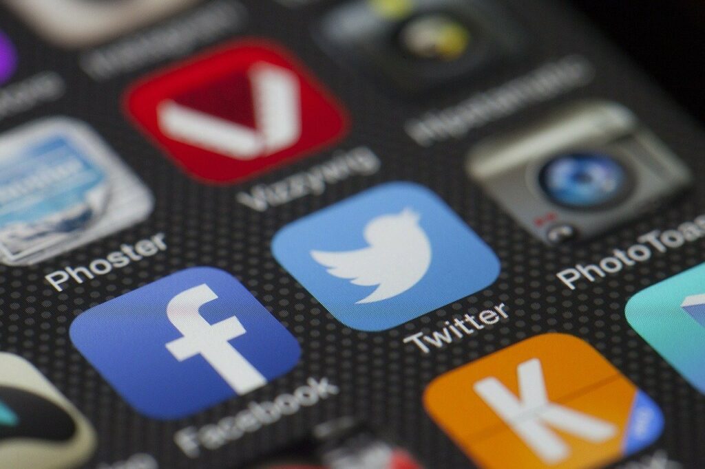 Twitter gana usuarios pero pierde dinero |  Diario del friki