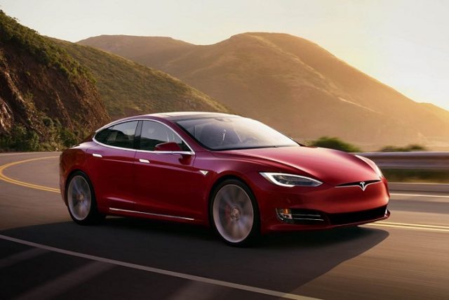 Coche eléctrico Model S de Tesla.