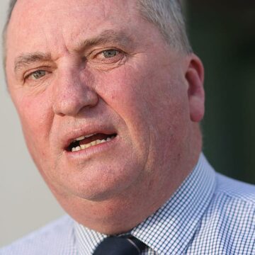 Barnaby Joyce: Los nacionales no serán 'rehenes' por el objetivo de emisiones netas de carbono cero