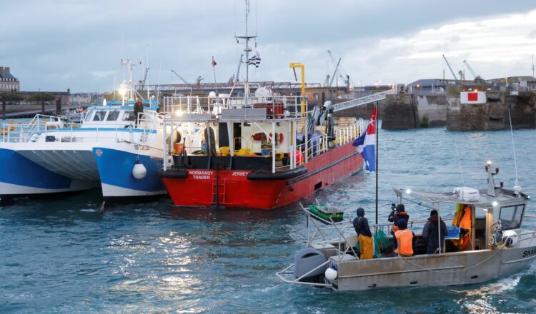 French fishermen block the