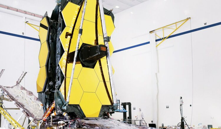 El telescopio espacial James Webb finalmente se prepara para su lanzamiento