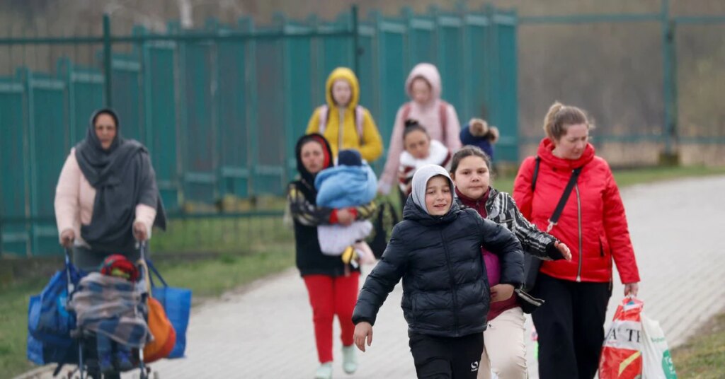 People fleeing from Russia