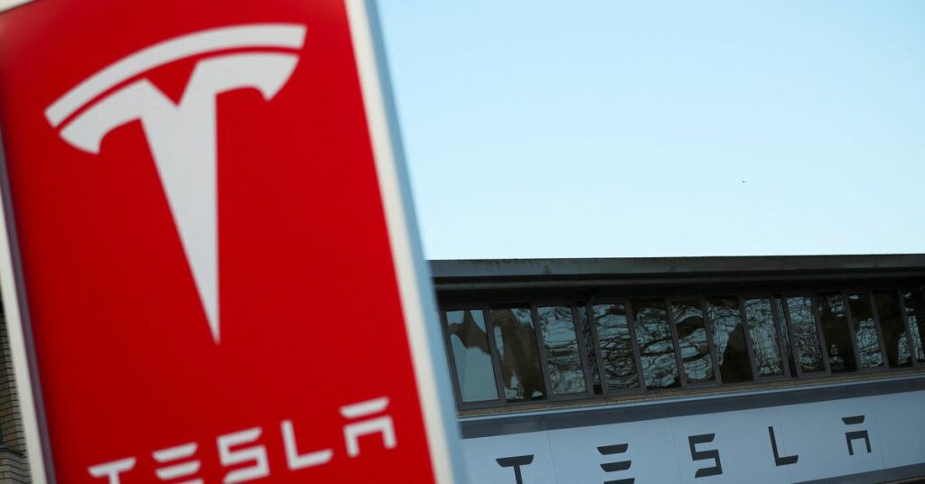 Elon Musk dice que Tesla AI Day se ha trasladado al 30 de septiembre