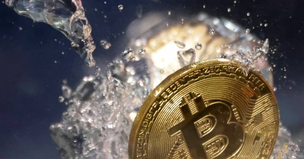 Bitcoin se recupera, sube un 7,6% hasta superar los 20.400 dólares