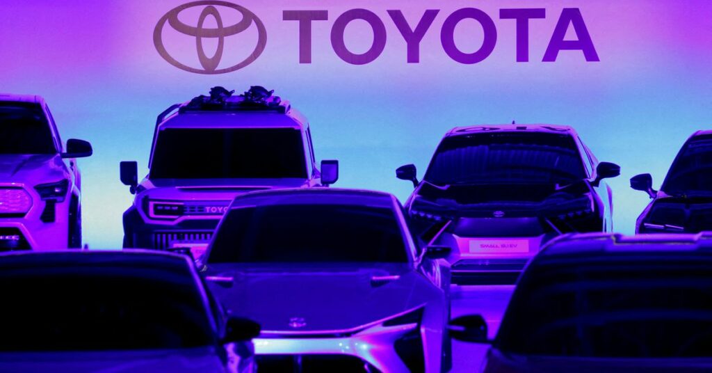 Toyota dice que no hay cambios en el plan para la producción de 9,7 millones de vehículos a nivel mundial este año