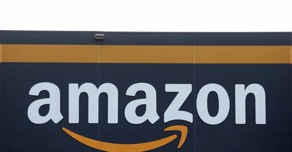El jefe de medios de Amazon, Jeff Blackburn, se retira