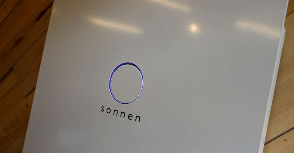 TenneT, el sonnen alemán, utiliza baterías de vehículos eléctricos para estabilizar la red eléctrica