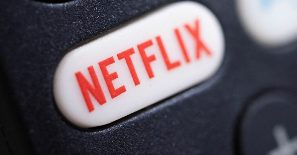 Netflix recorta precios en algunos países para impulsar suscripciones, caen acciones