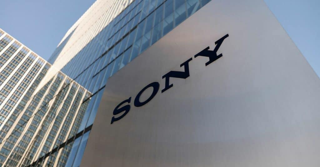 Las acciones de Sony caen por una perspectiva anual más débil de lo esperado