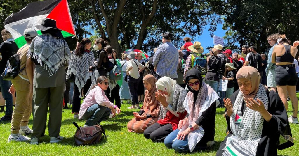 Miles de personas en Australia participan en manifestaciones pro palestinas sobre Gaza